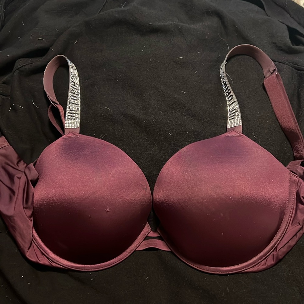Victoria ‘s Secret bra